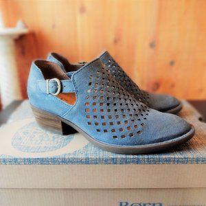 Born ankle boots size 7